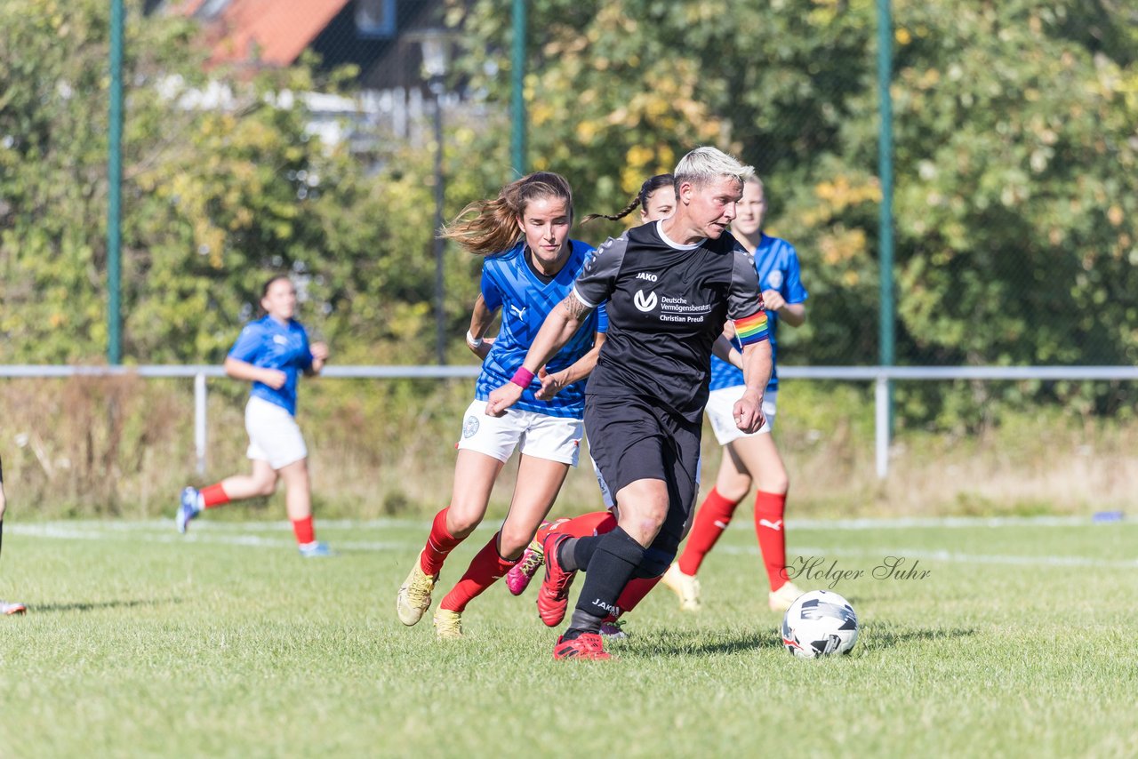 Bild 202 - F Holstein Kiel 2 - SSG Rot-Schwarz Kiel 2 : Ergebnis: 5:0